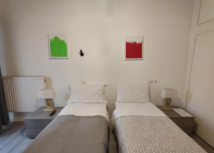 Oda ve Kahvaltı Giubbonari Street 3*