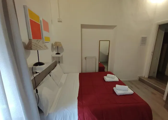 Giubbonari Street 3*