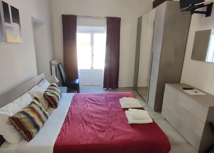 Отель типа "постель и завтрак" Giubbonari Street 3*