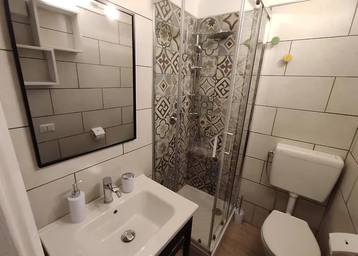Oda ve Kahvaltı Giubbonari Street 3*