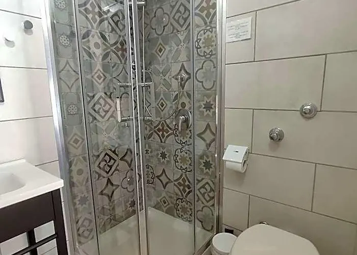 Giubbonari Street 3*